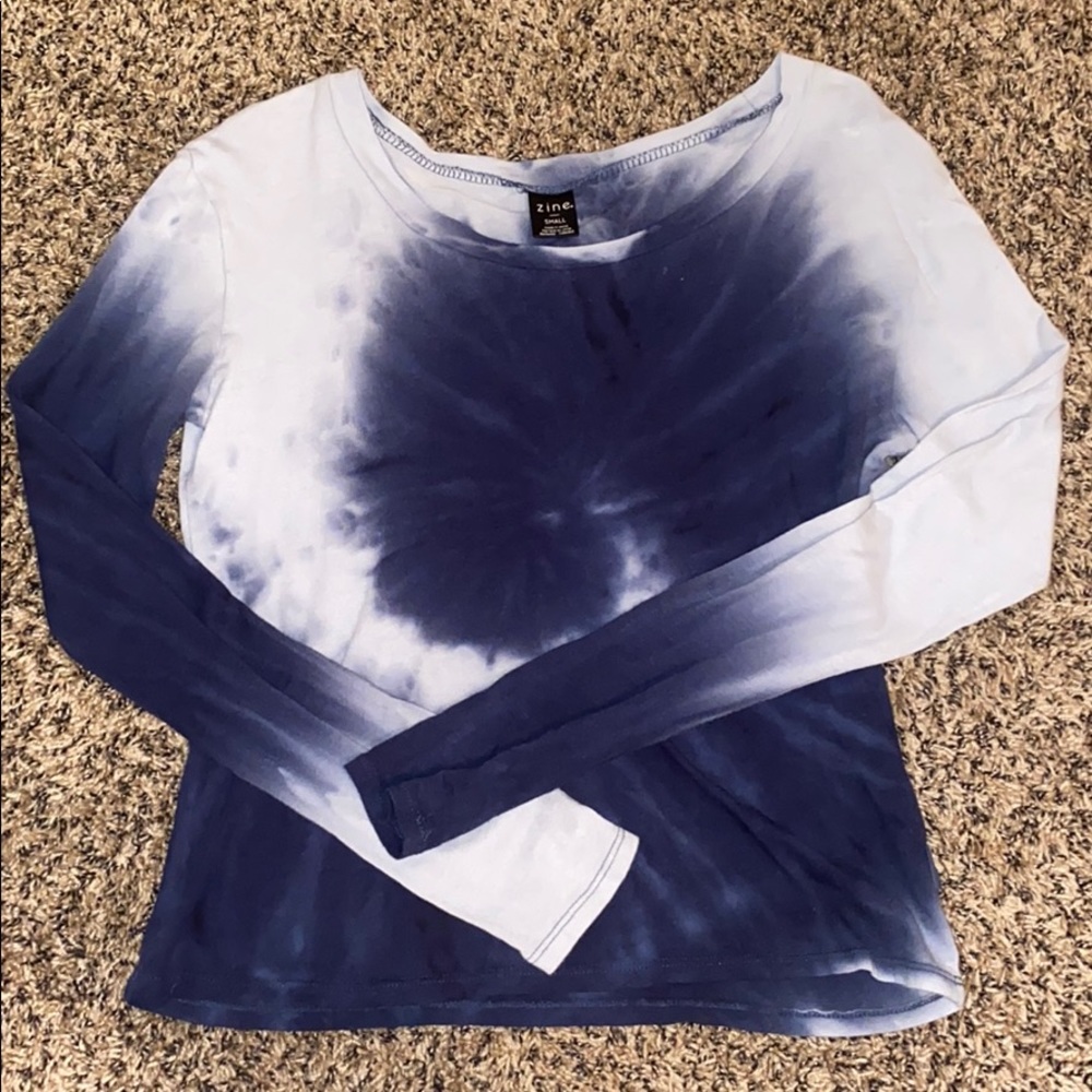 Dark/Light Blue Tie-dye shirt